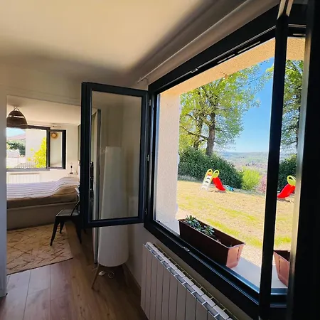 Avec Terrasse Et Jardin דירה
